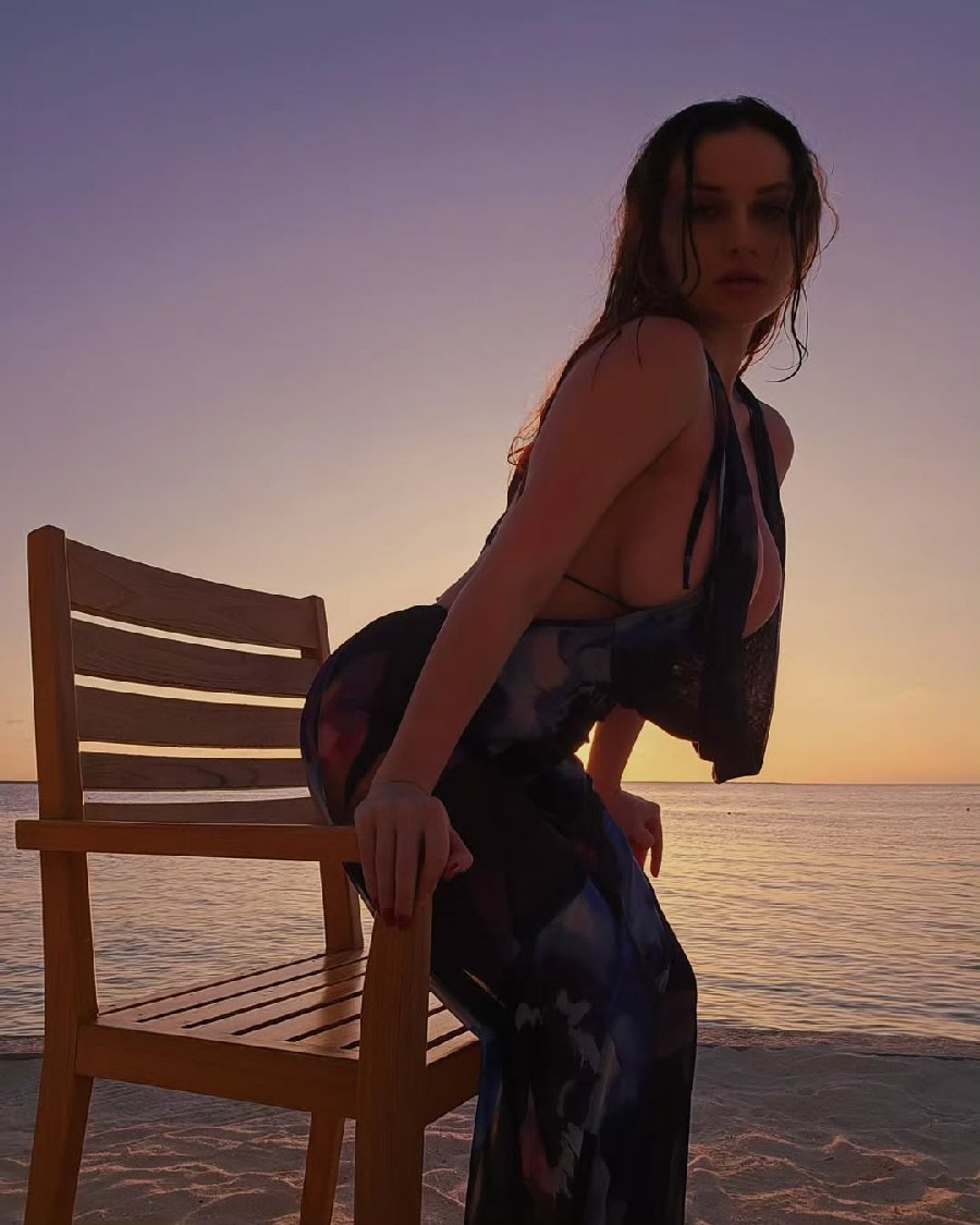 Sexy girl Miranda Faith nude in Fuzhou